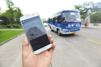 还公共交通更多路权 绿色出行台州在行动